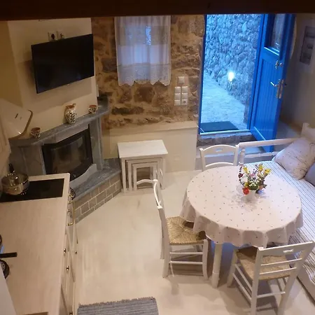 To Petradi Appartement Avgonima Kamer foto
